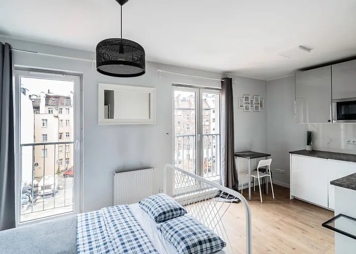 Teal 2 Apartment